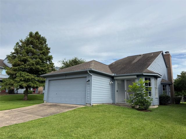 2601 S Broadway Street 9, La Porte, TX 77571