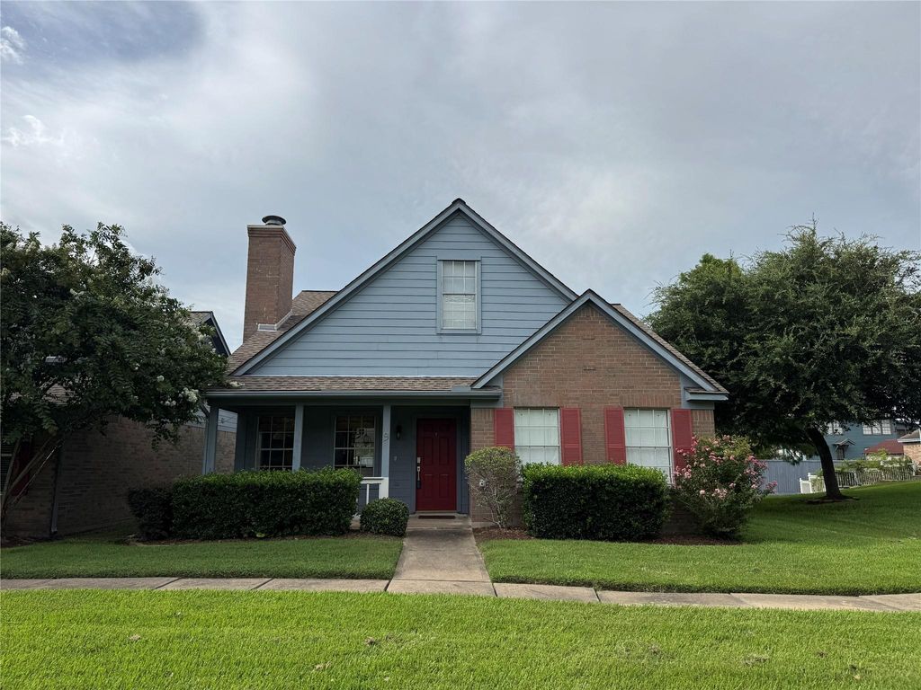 2601 S Broadway Street 9, La Porte, TX 77571