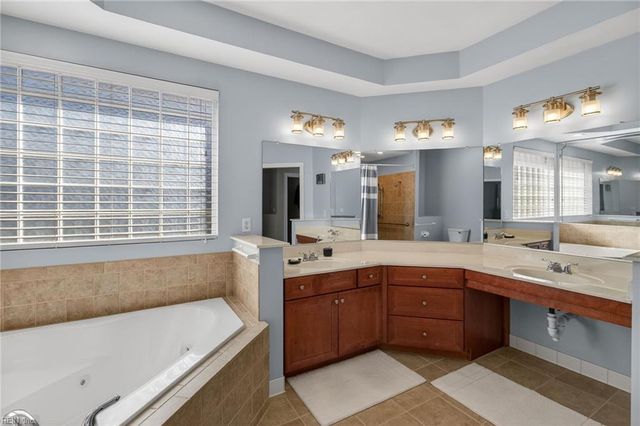 603 Chelsea LN, Chesapeake, VA 23322