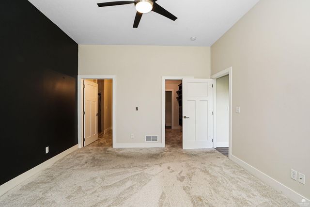 5516 Colbert Hills Drive, Manhattan, KS 66503