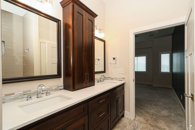 5516 Colbert Hills Drive, Manhattan, KS 66503