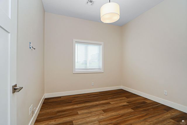 5516 Colbert Hills Drive, Manhattan, KS 66503
