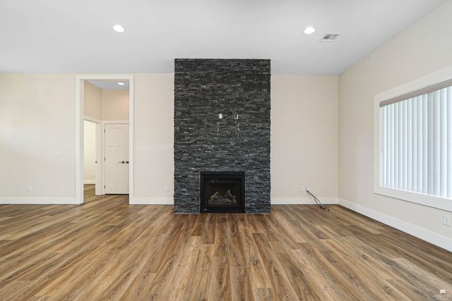 5516 Colbert Hills Drive, Manhattan, KS 66503