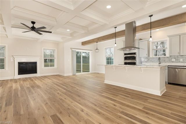 5260 Vineleaf Court 1, Clemmons, NC 27012