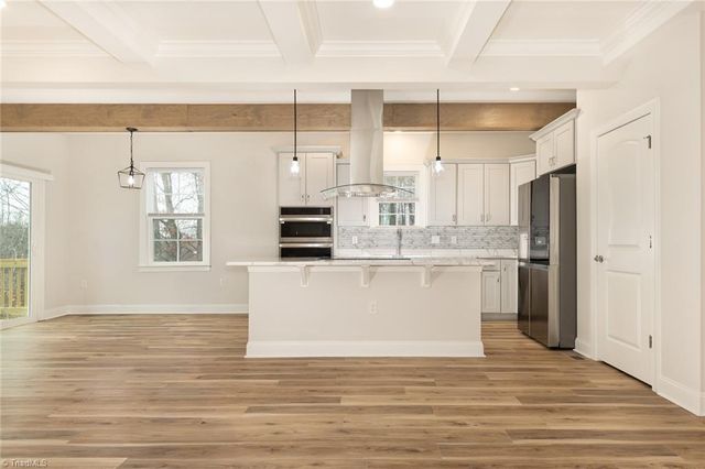 5260 Vineleaf Court 1, Clemmons, NC 27012