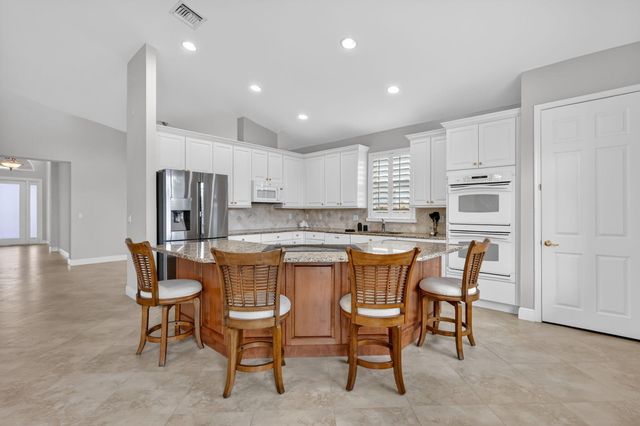 968 SE Fleming Way, Stuart, FL 34997