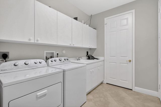 968 SE Fleming Way, Stuart, FL 34997