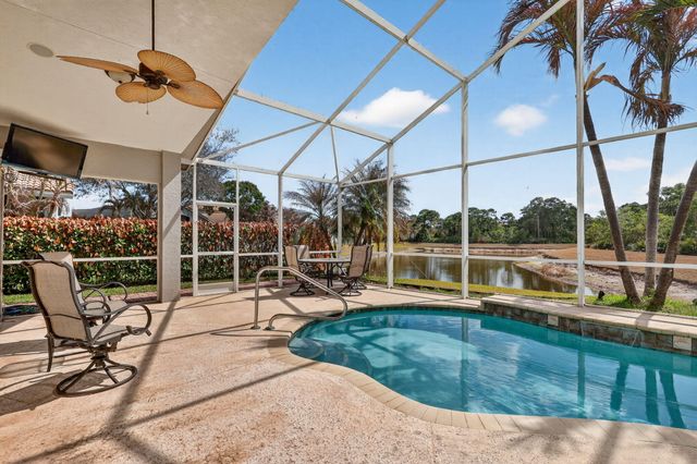 968 SE Fleming Way, Stuart, FL 34997