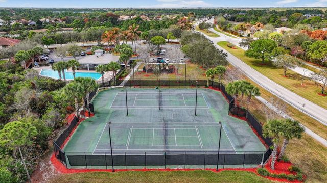 968 SE Fleming Way, Stuart, FL 34997