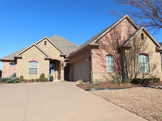 349 Saint Claire Drive Drive, Edmond, OK 73025