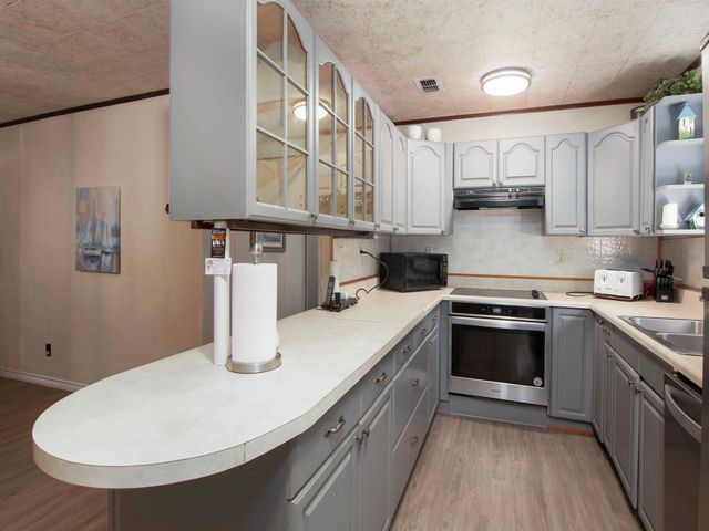 225 Oak Forest Drive N, Crockett, TX 75835
