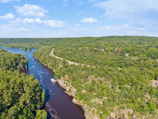 212 Basil Street, Taylors Falls, MN 55084