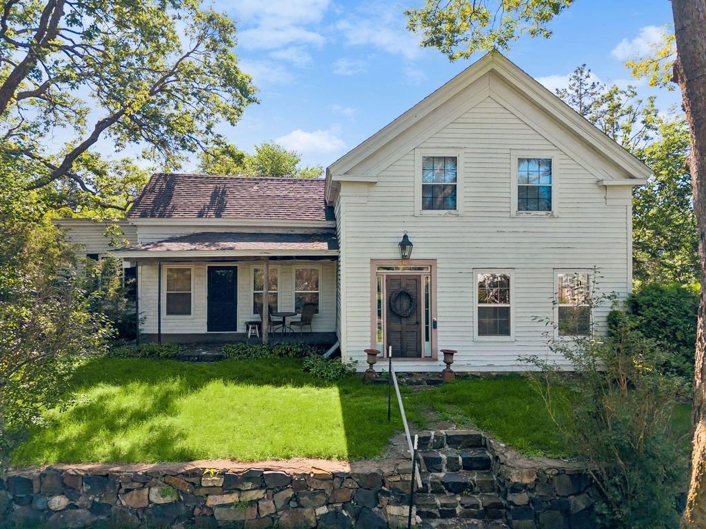212 Basil Street, Taylors Falls, MN 55084