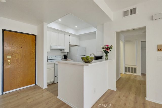 4200 Via Arbolada 104, Los Angeles, CA 90042