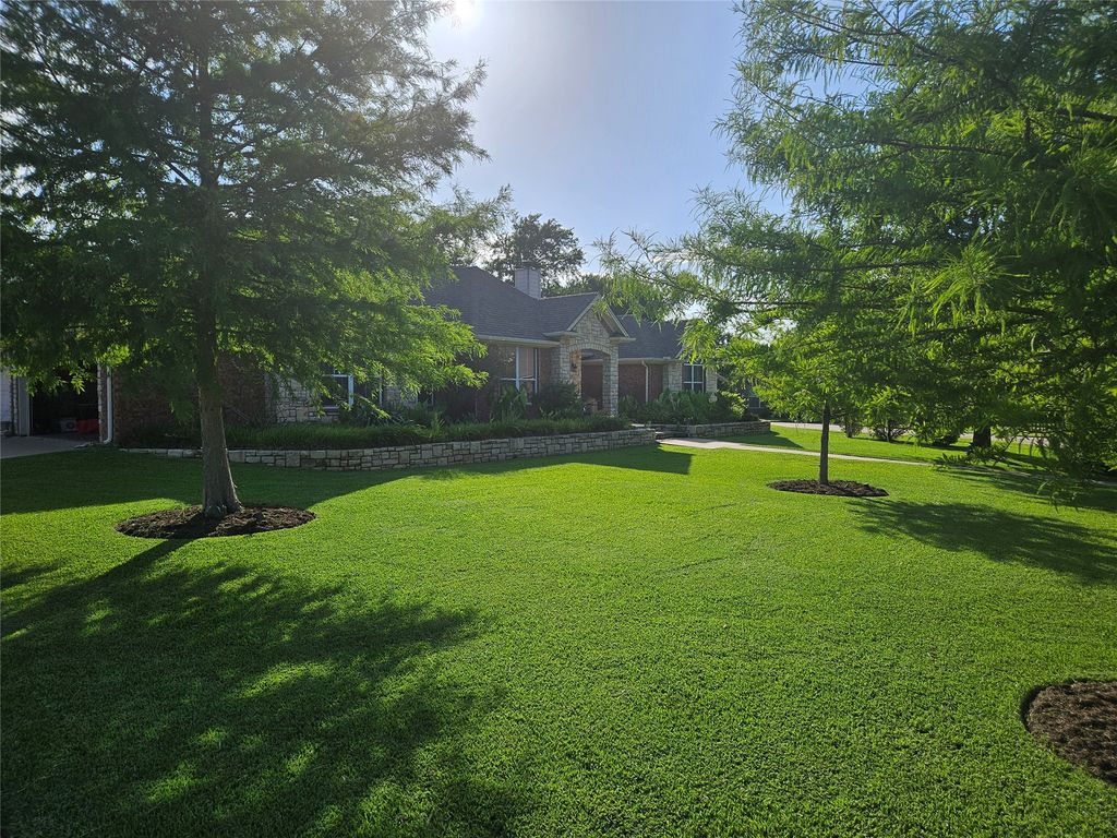 103 Heritage Place, Glen Rose, TX 76043