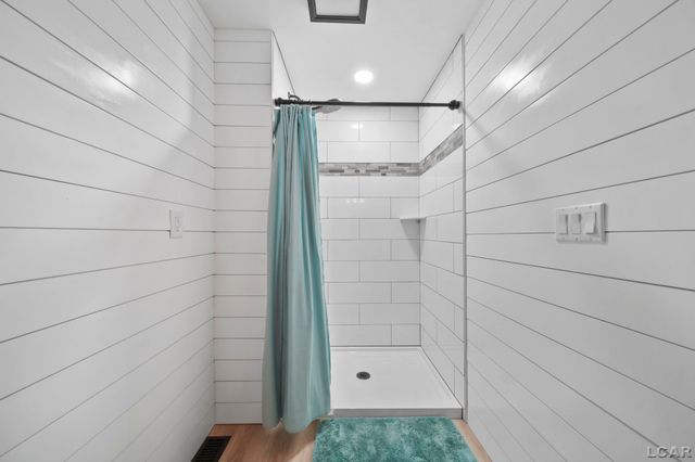 9254 Cherry Point Road, Manitou Beach, MI 49253