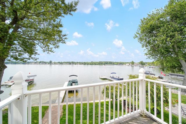 9254 Cherry Point Road, Manitou Beach, MI 49253