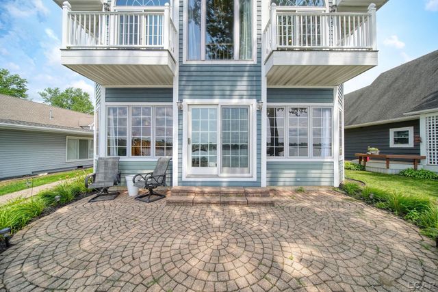 9254 Cherry Point Road, Manitou Beach, MI 49253