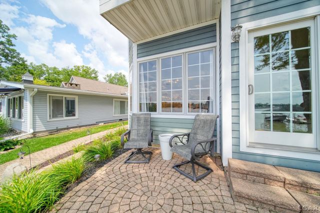 9254 Cherry Point Road, Manitou Beach, MI 49253