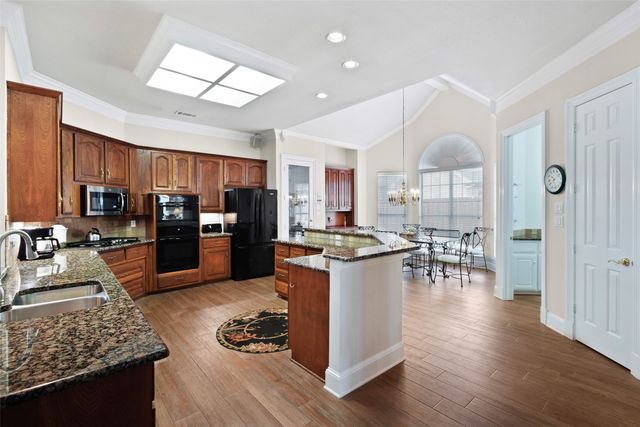 128 Country Club Drive, Heath, TX 75032