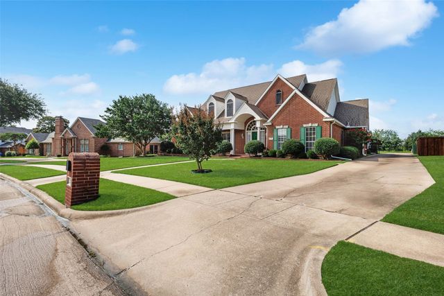 128 Country Club Drive, Heath, TX 75032