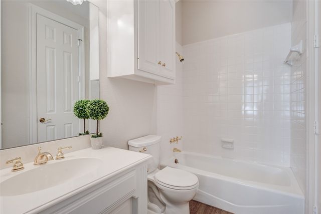 128 Country Club Drive, Heath, TX 75032