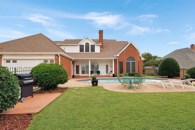 128 Country Club Drive, Heath, TX 75032