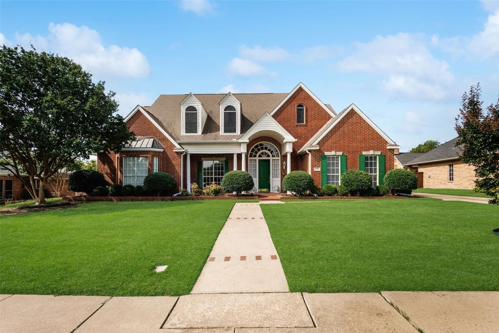 128 Country Club Drive, Heath, TX 75032