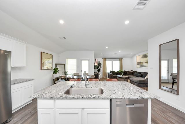 1122 Desert Willow Drive, Rosharon, TX 77583