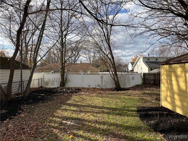 316 North Ellicott Street, Amherst, NY 14221