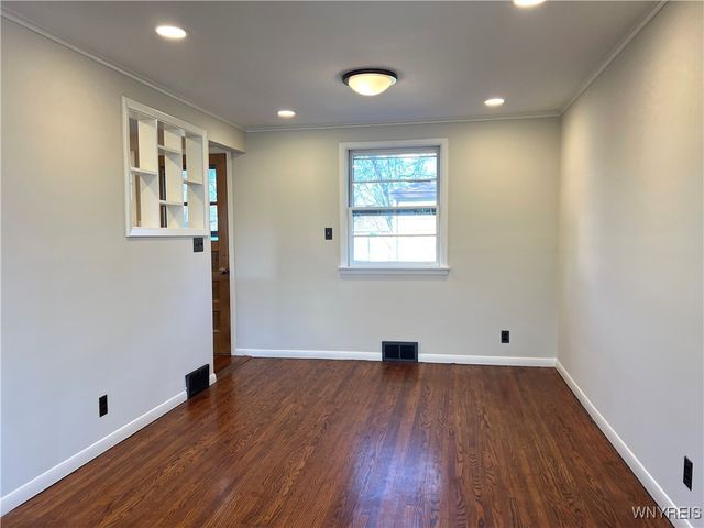 316 North Ellicott Street, Amherst, NY 14221