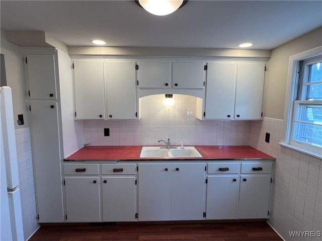 316 North Ellicott Street, Amherst, NY 14221