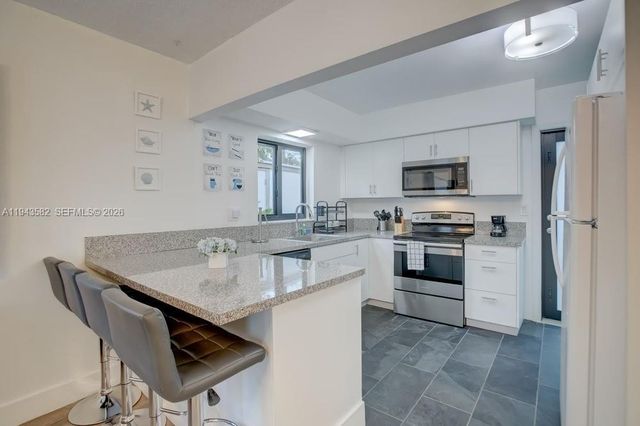 1700 SW 20th St, Fort Lauderdale, FL 33315