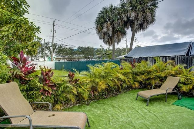 1700 SW 20th St, Fort Lauderdale, FL 33315