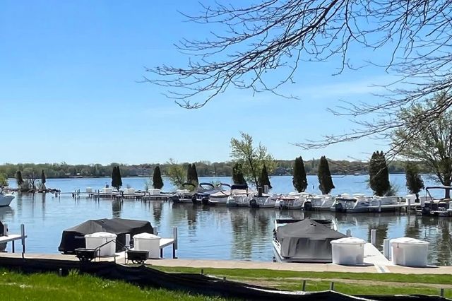 2631 Mooring COURT, Delavan, WI 53115