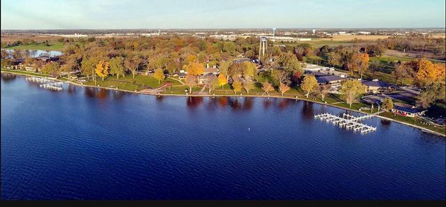 2631 Mooring COURT, Delavan, WI 53115