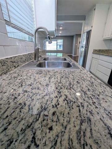 3111 Deal Street, Houston, TX 77025