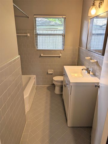 3111 Deal Street, Houston, TX 77025