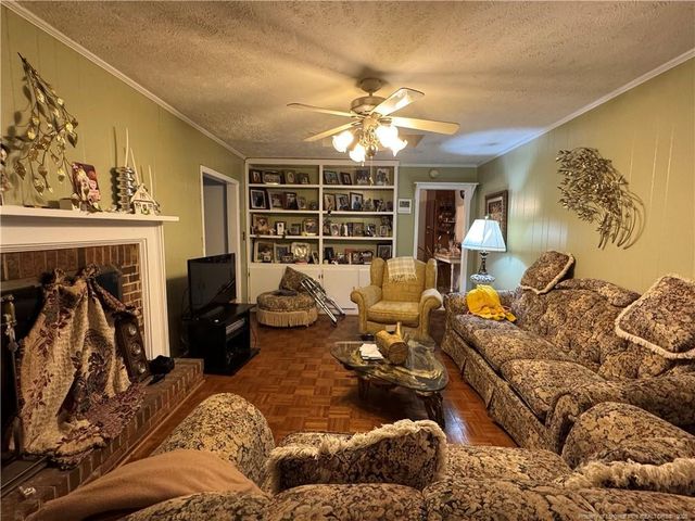 408 Old Farm Road, Raeford, NC 28376