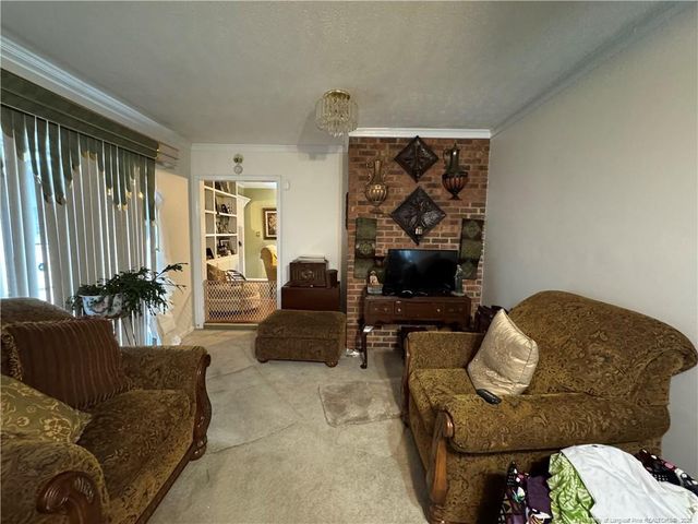 408 Old Farm Road, Raeford, NC 28376