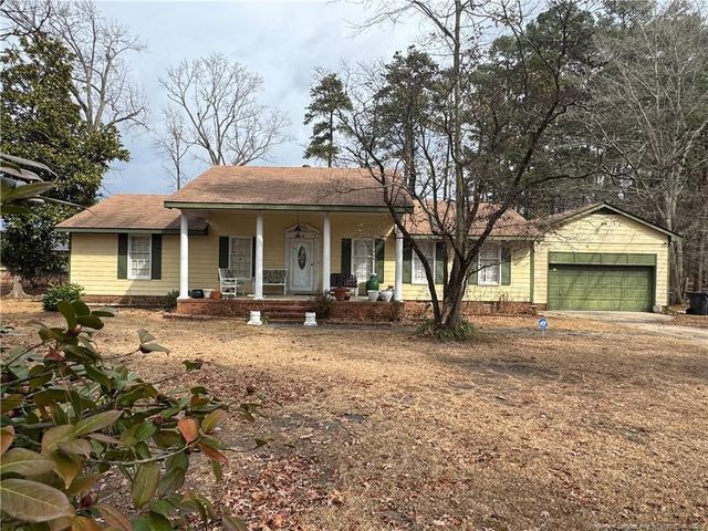 408 Old Farm Road, Raeford, NC 28376
