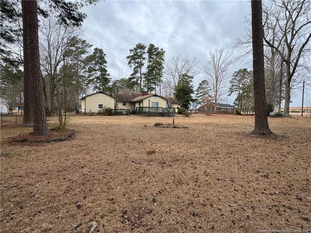 408 Old Farm Road, Raeford, NC 28376