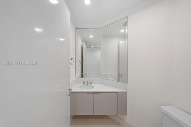 7124 Fisher Island Dr 7124, Miami Beach, FL 33109