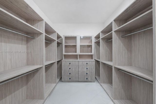 7124 Fisher Island Dr 7124, Miami Beach, FL 33109