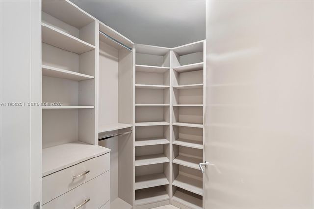 7124 Fisher Island Dr 7124, Miami Beach, FL 33109