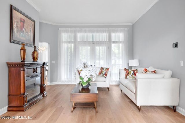 1200 CREEKWOOD Way S, Jacksonville, FL 32259