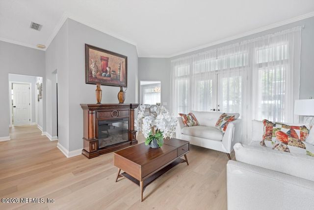 1200 CREEKWOOD Way S, Jacksonville, FL 32259