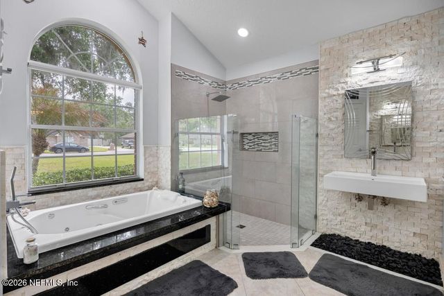 1200 CREEKWOOD Way S, Jacksonville, FL 32259