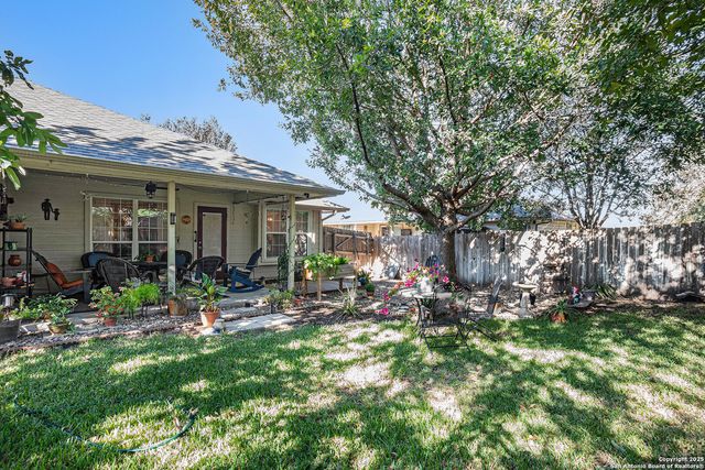2135 Bentwood, New Braunfels, TX 78130