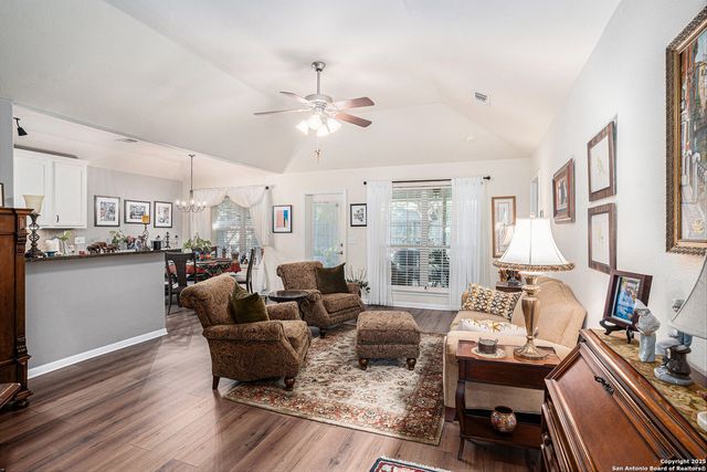 2135 Bentwood, New Braunfels, TX 78130